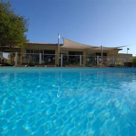 Minivilla Lilas Independante A Avec Jardin Et Piscine Jardin Et Bbq *